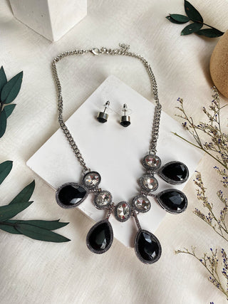 Dresses Boutique - Classy necklace set -  - OneSize / Black - Dresses Boutique jurkenwinkel Sittard