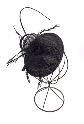 Dresses Boutique - Kate fascinator - Accessoires - OneSize / Black - Dresses Boutique jurkenwinkel Sittard